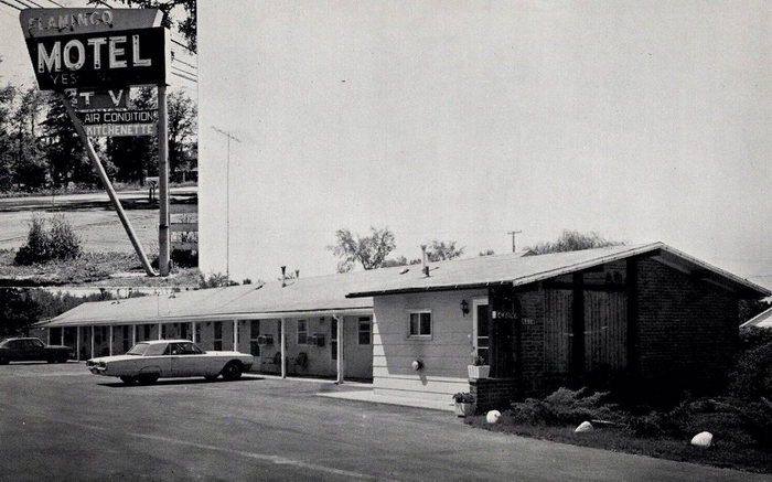 Flamingo Motel - Old Postcard (newer photo)